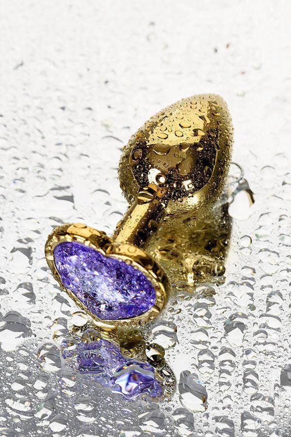Plug analny Metal by TOYFA złoty z fioletowym kryształem 7 cm