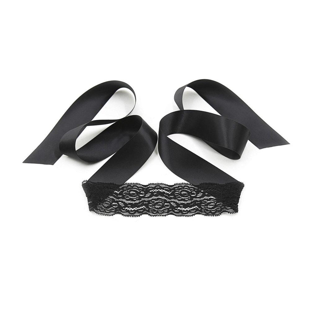 Koronowy Zestaw Bondage Lace Me Up Crushious Czarny