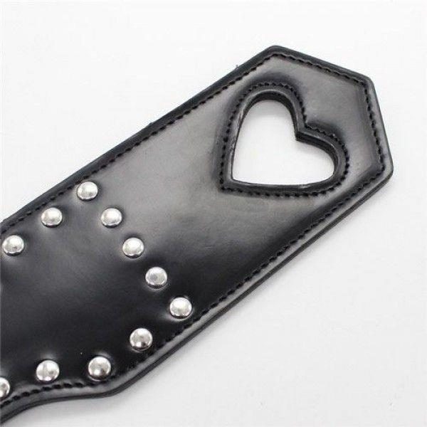Packa skórzana Heart Paddle Toyz4lovers czarna