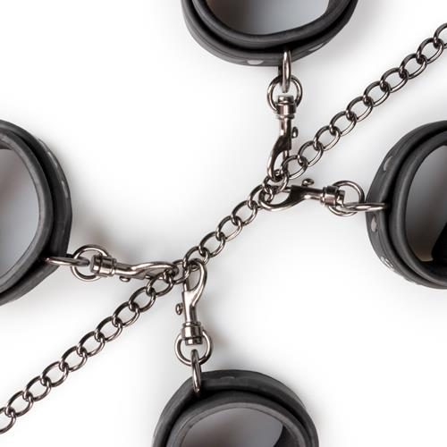 Zestaw kajdanek z obrożą EasyToys czarny