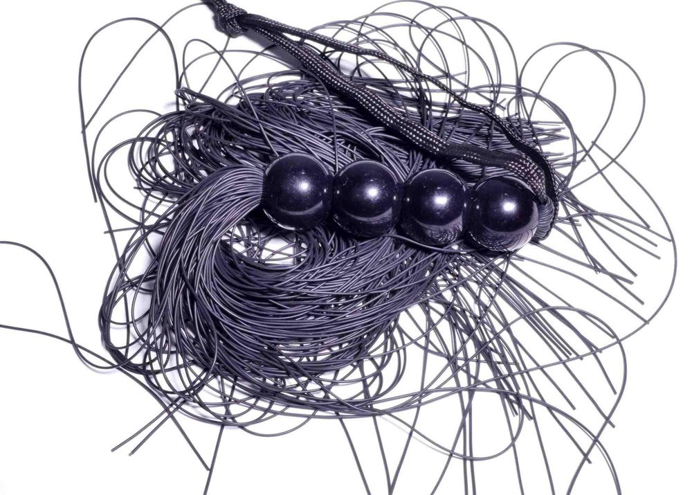 Pejcz silikonowy Fetish B Series czarny 36 cm